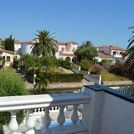 Casa Con Piscina, Amarre Y Aire Acondicionado 8 Personas En Zona Tranquila De - Hisp-288-36