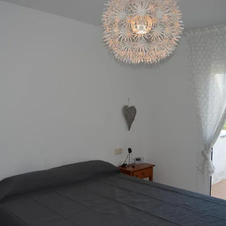 Casa Con Piscina, Amarre Y Aire Acondicionado 8 Personas En Zona Tranquila De - Hisp-288-36 Сasa de vacaciones Ampuriabrava