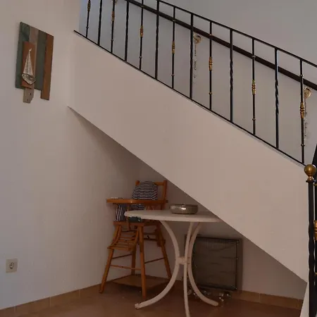 Сasa de vacaciones Casa Con Piscina, Amarre Y Aire Acondicionado 8 Personas En Zona Tranquila De - Hisp-288-36 Ampuriabrava