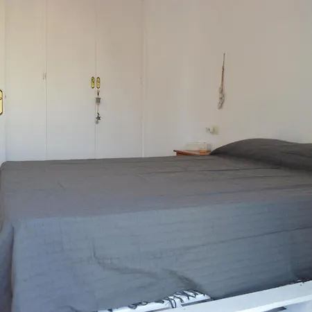 Casa Con Piscina, Amarre Y Aire Acondicionado 8 Personas En Zona Tranquila De - Hisp-288-36 Сasa de vacaciones Ampuriabrava